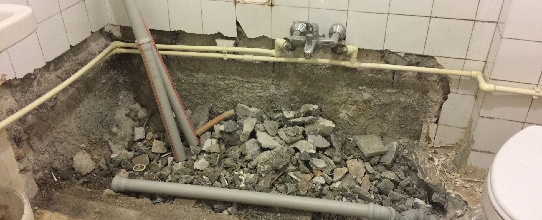 bathroom fitter near me W10 5AA